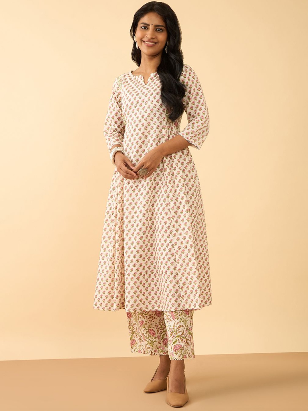 

Taneira Floral Printed Pure Cotton Anarkali Kurta with Palazzos, Off white