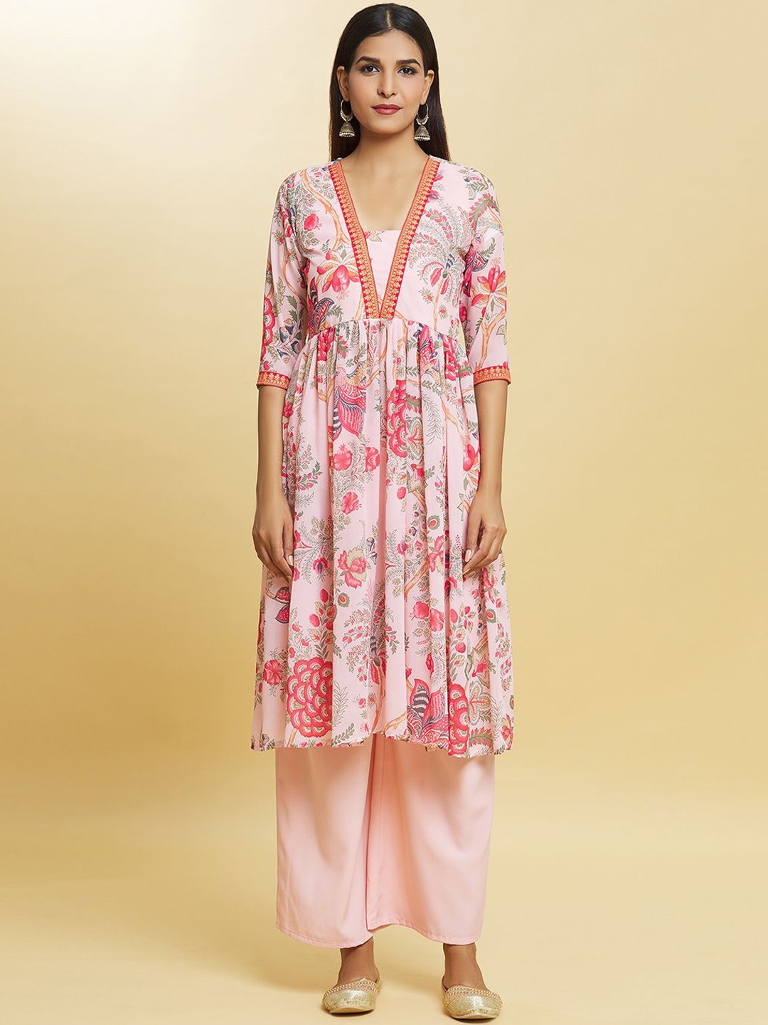 

Samyukta Singhania Floral Printed V-Neck Anarkali Kurta with Palazzos, Pink