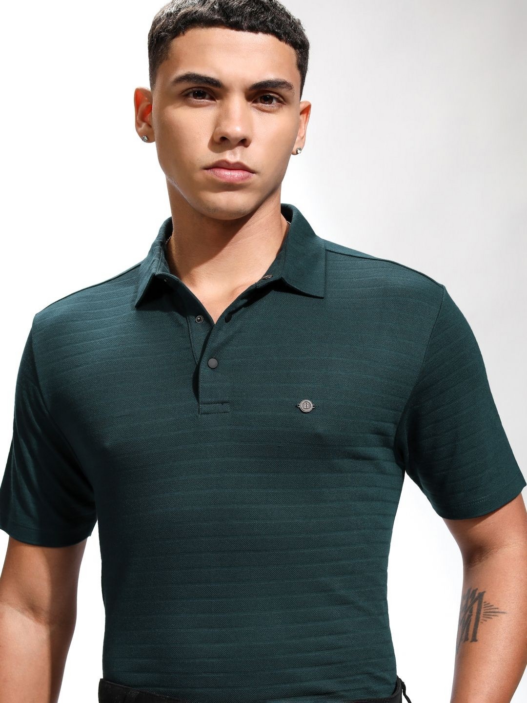 

HIGHLANDER Men Self Design Polo Collar Slim Fit T-shirt, Green