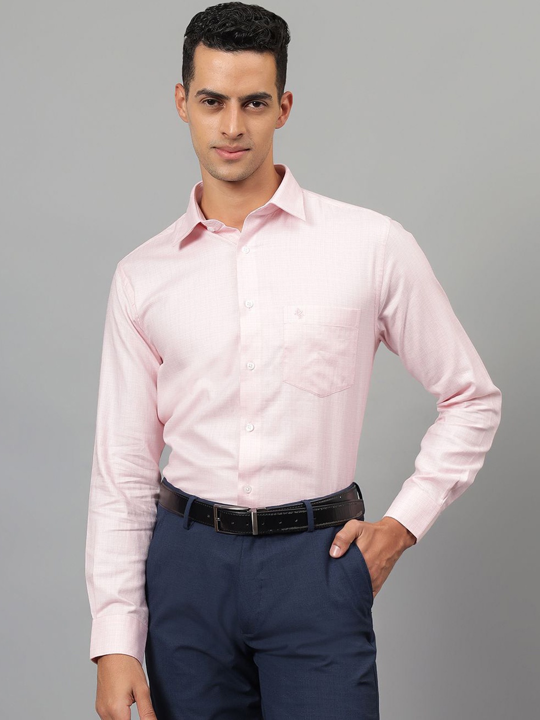 

Cantabil Men Spread Collar Geometric Printed Cotton Formal Shirt, Pink