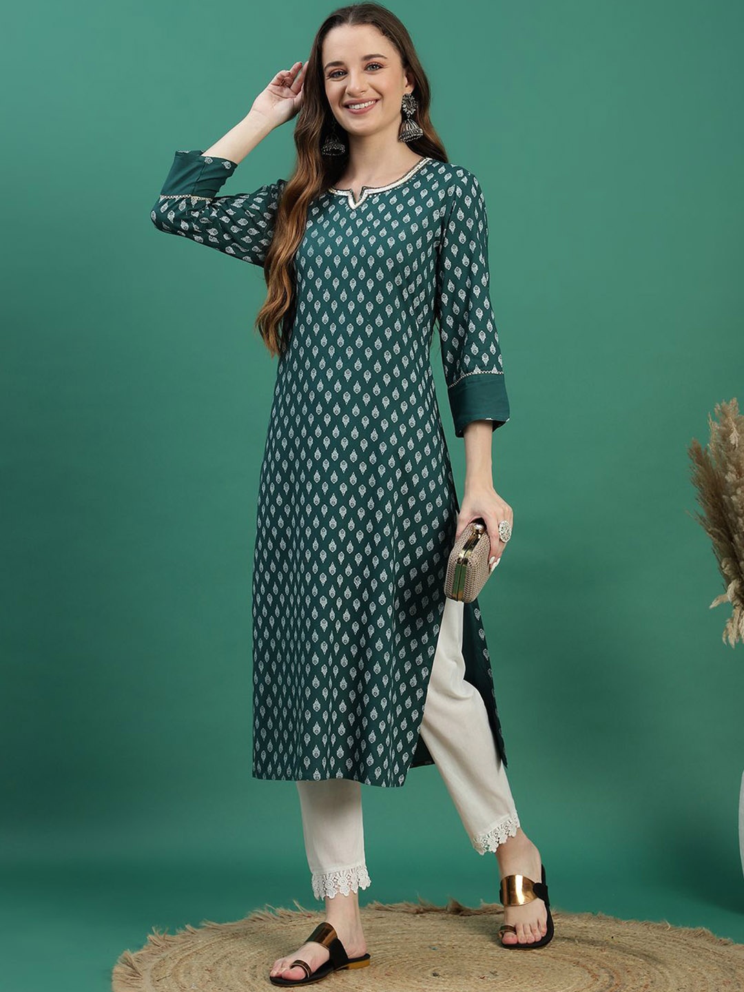 

Sangria Ethnic Motifs Printed Embroidered Sequinned Straight Kurtas, Green