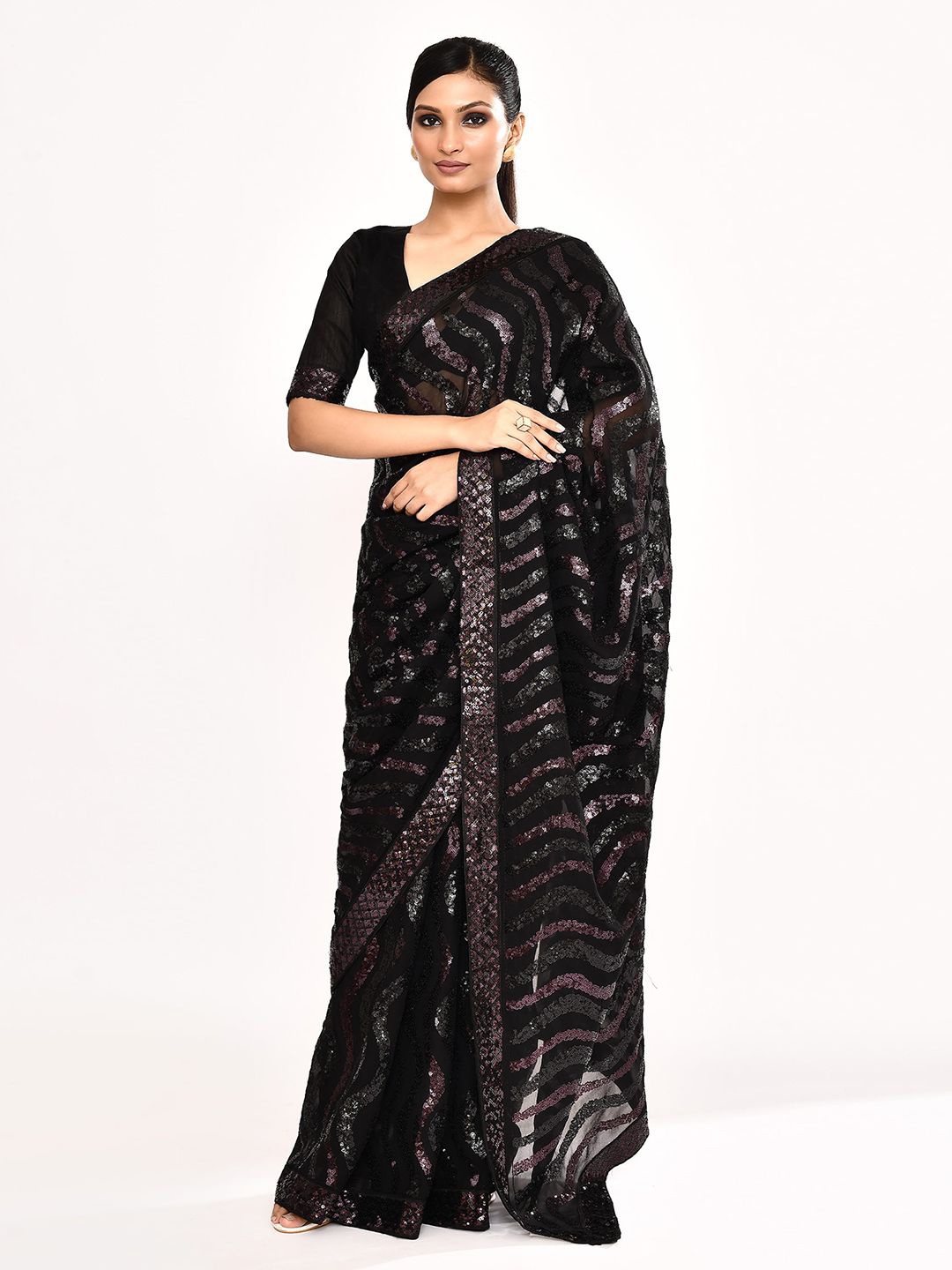 

Samyukta Singhania Embellished Sequinned Poly Georgette Saree, Black