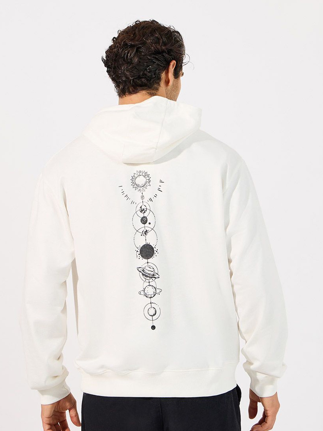 

Styli Men Back Minimal Planetary Print Relaxed Hoodie, White