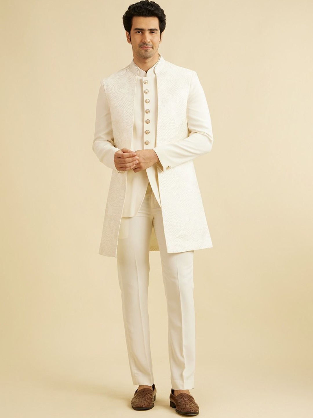 

Manyavar Men Thread Embroidered Sherwani Set, Cream