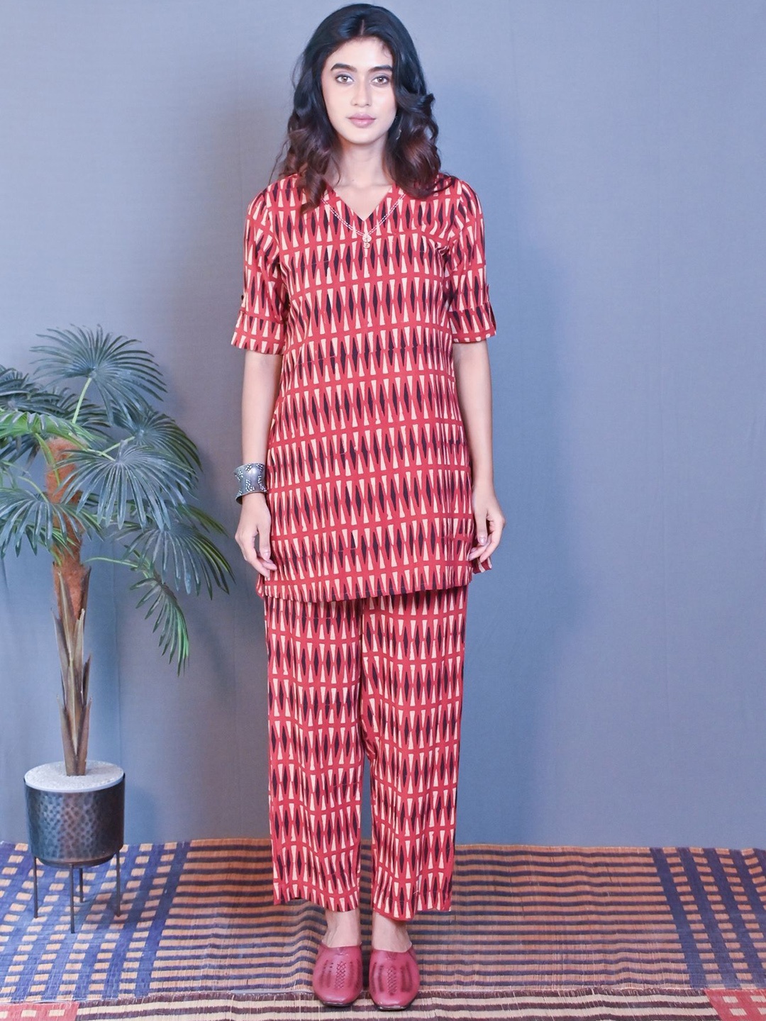 

Earthwear Printed Pure Cotton Top With Trouser Co-ord Set, Red