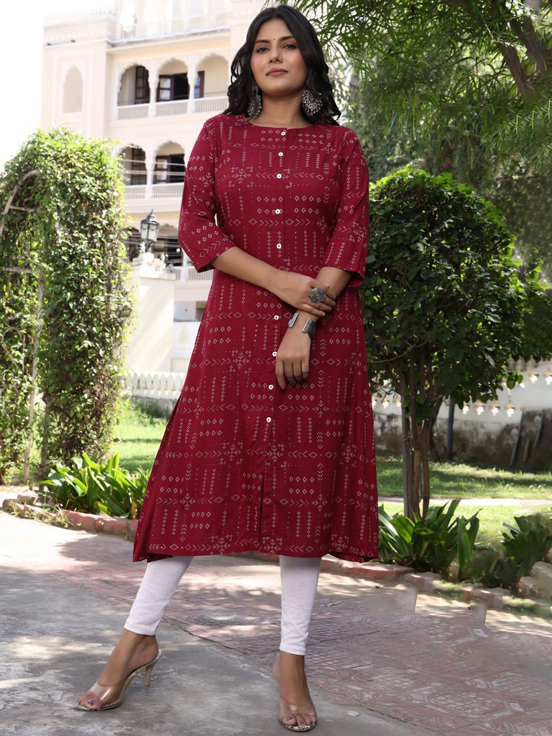

VASVI Bandhani Printed Straight Kurta, Maroon