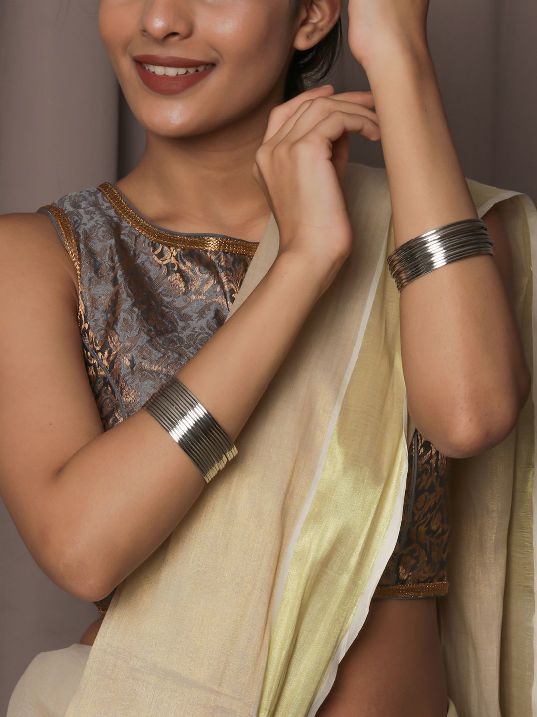 

ToniQ Set Of 18 Oxidised Silver-Plated Bangles