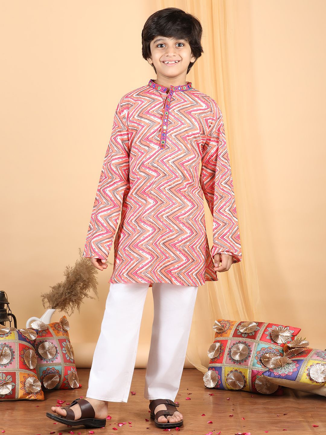

kidcetra Printed Regular Gotta Patti Pure Cotton Kurta with Trousers, Peach