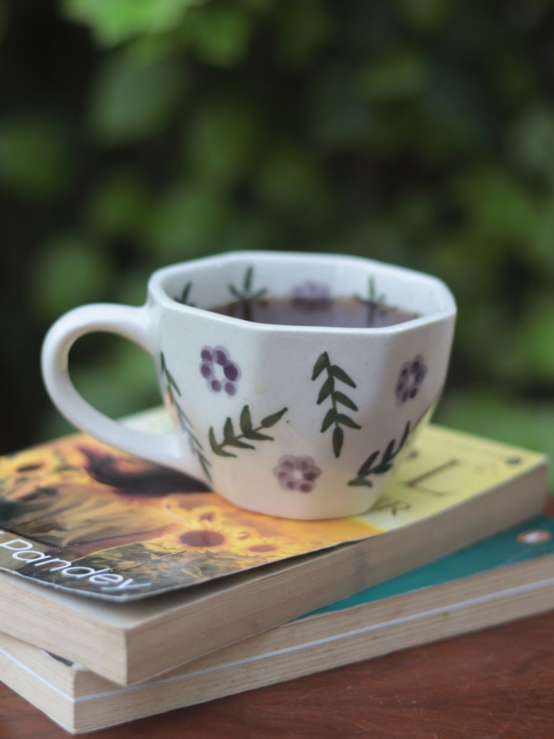 

WEAVING HOMES White & Lavender Printed Ceramic Glossy Cup 220ml