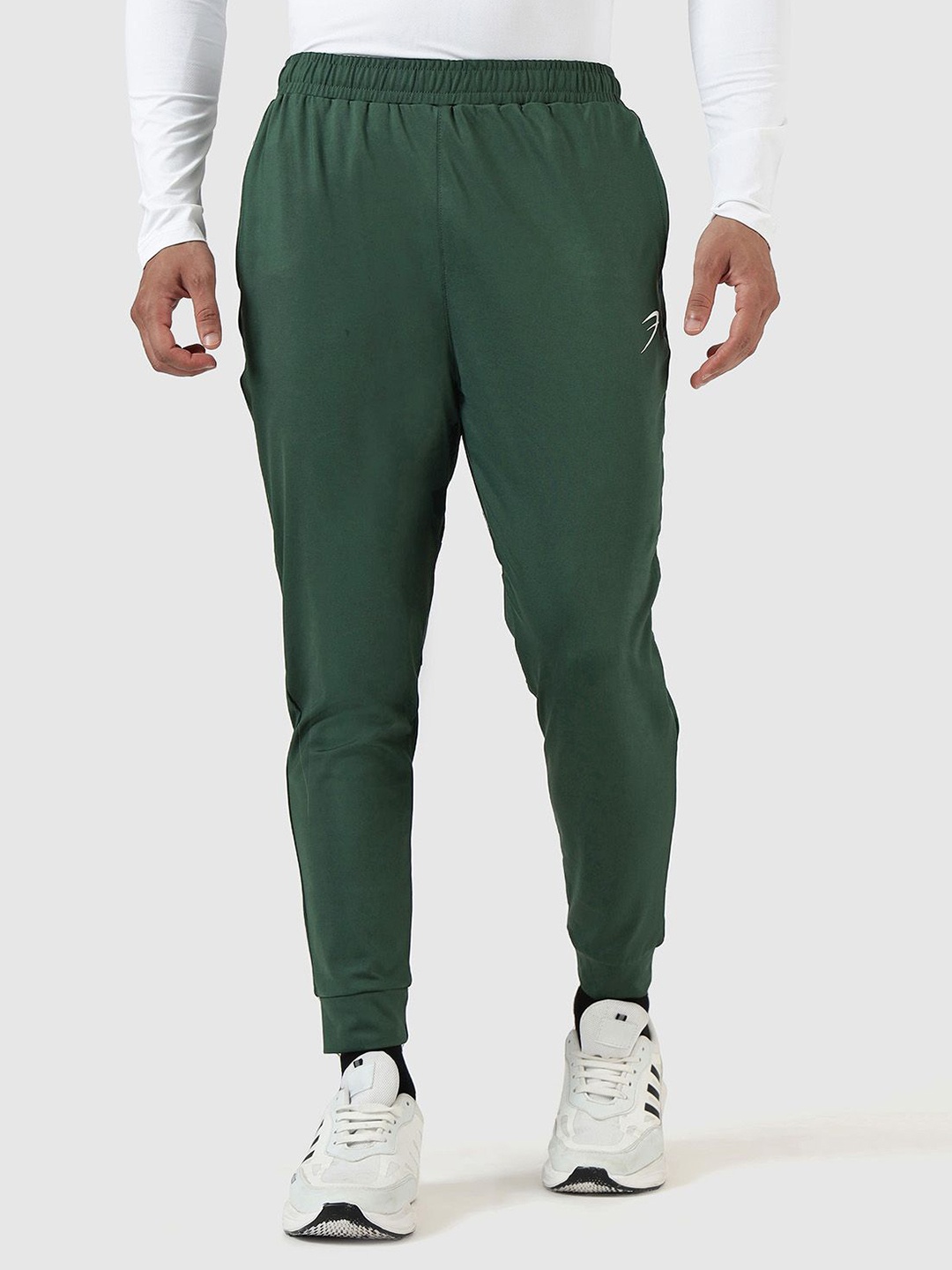 

FUAARK Men Slim-Fit Mid Rise Joggers, Green