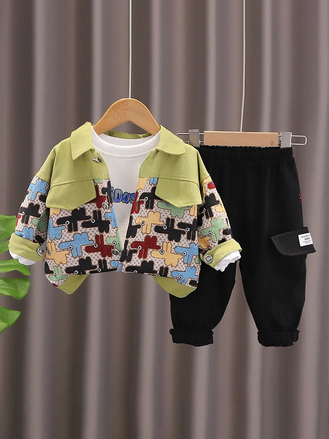 

TrendyKid Boys Printed Shirt With Trouser, Green