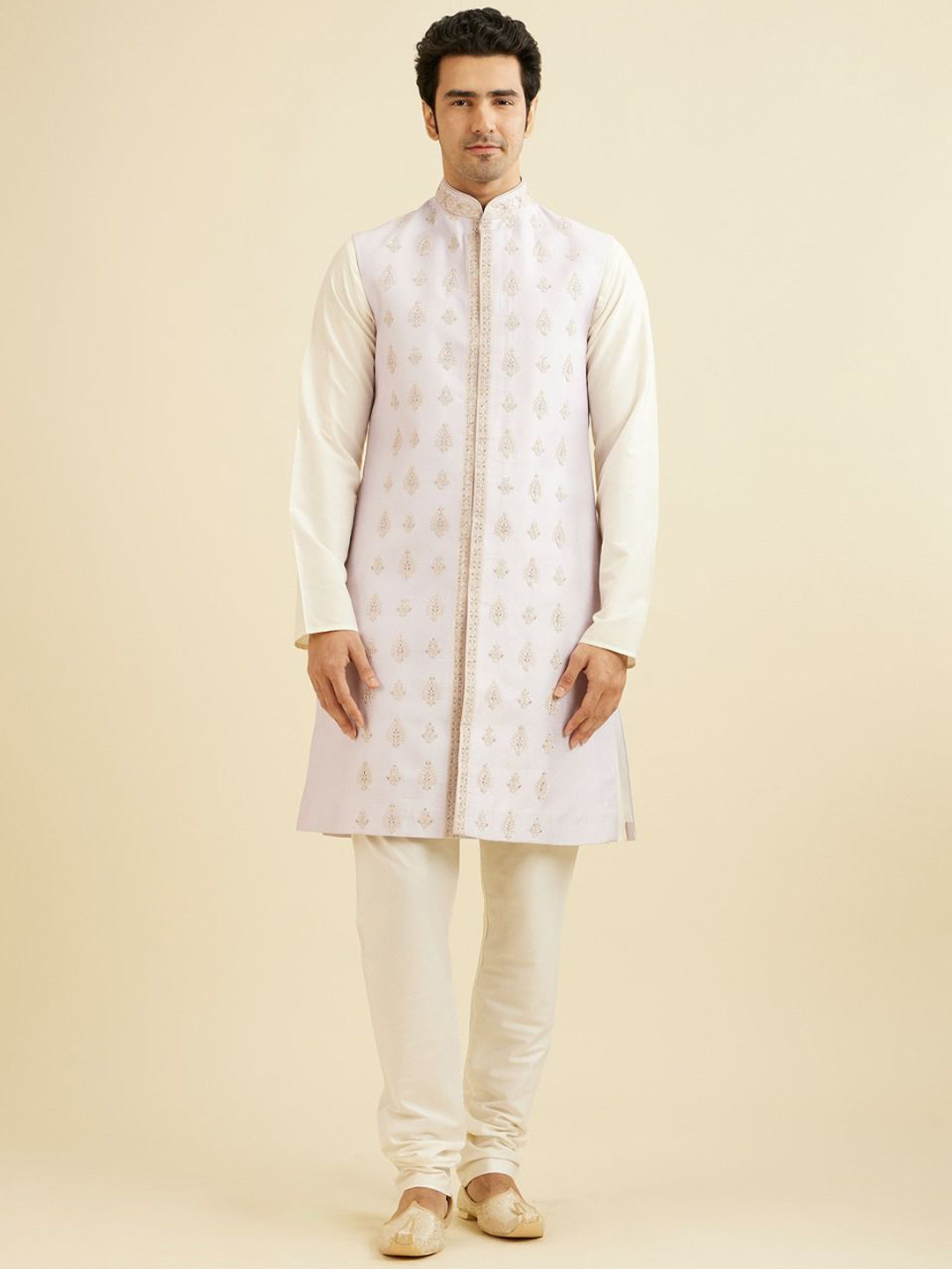 

Manyavar Men Embroidered Sherwani Set, Purple