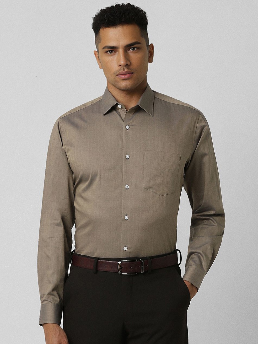 

Van Heusen Men Spread Collar Textured Cotton Formal Shirt, Brown