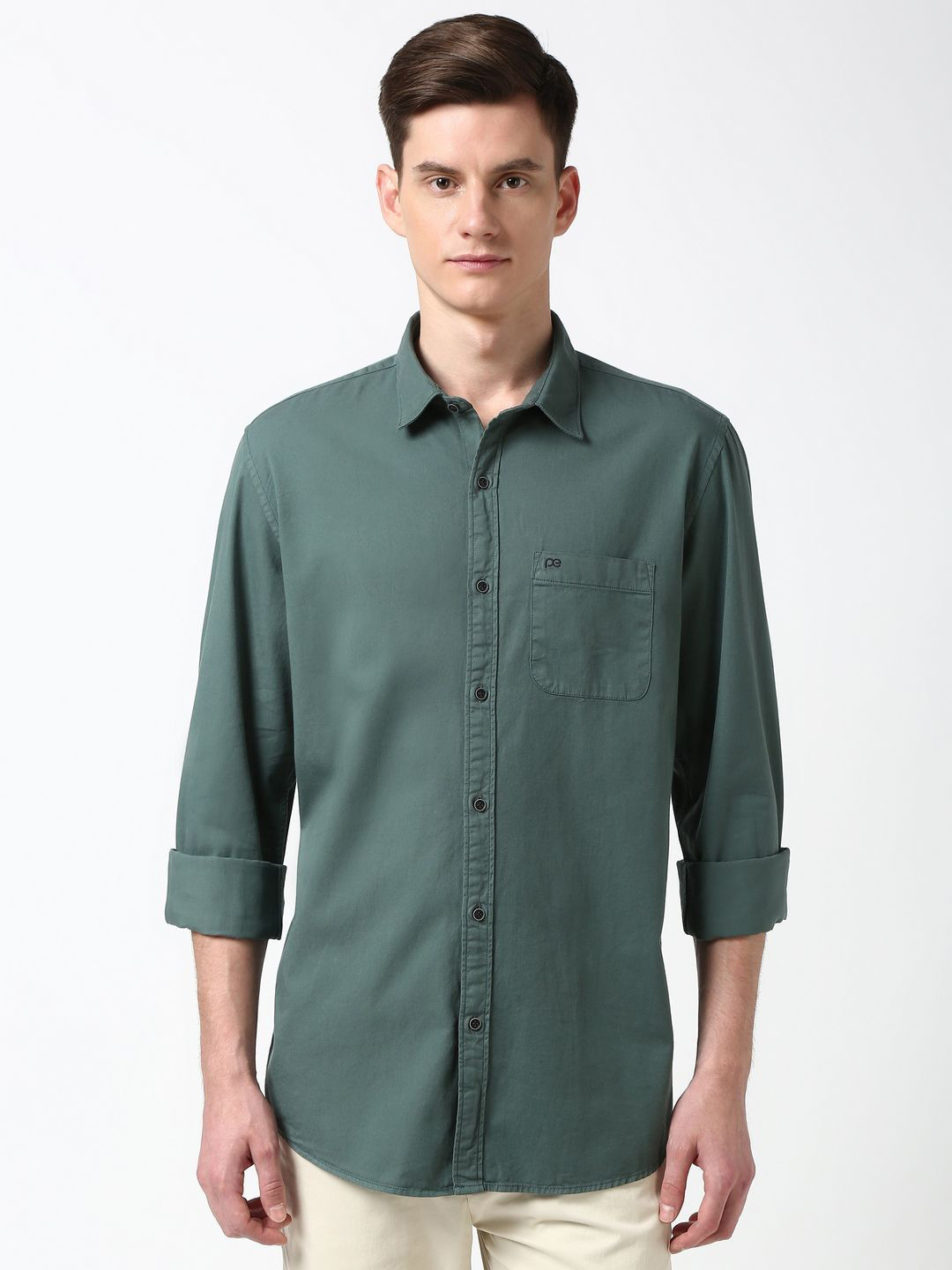 

Peter England Casuals Men Spread Collar Solid Cotton Casual Shirt, Green