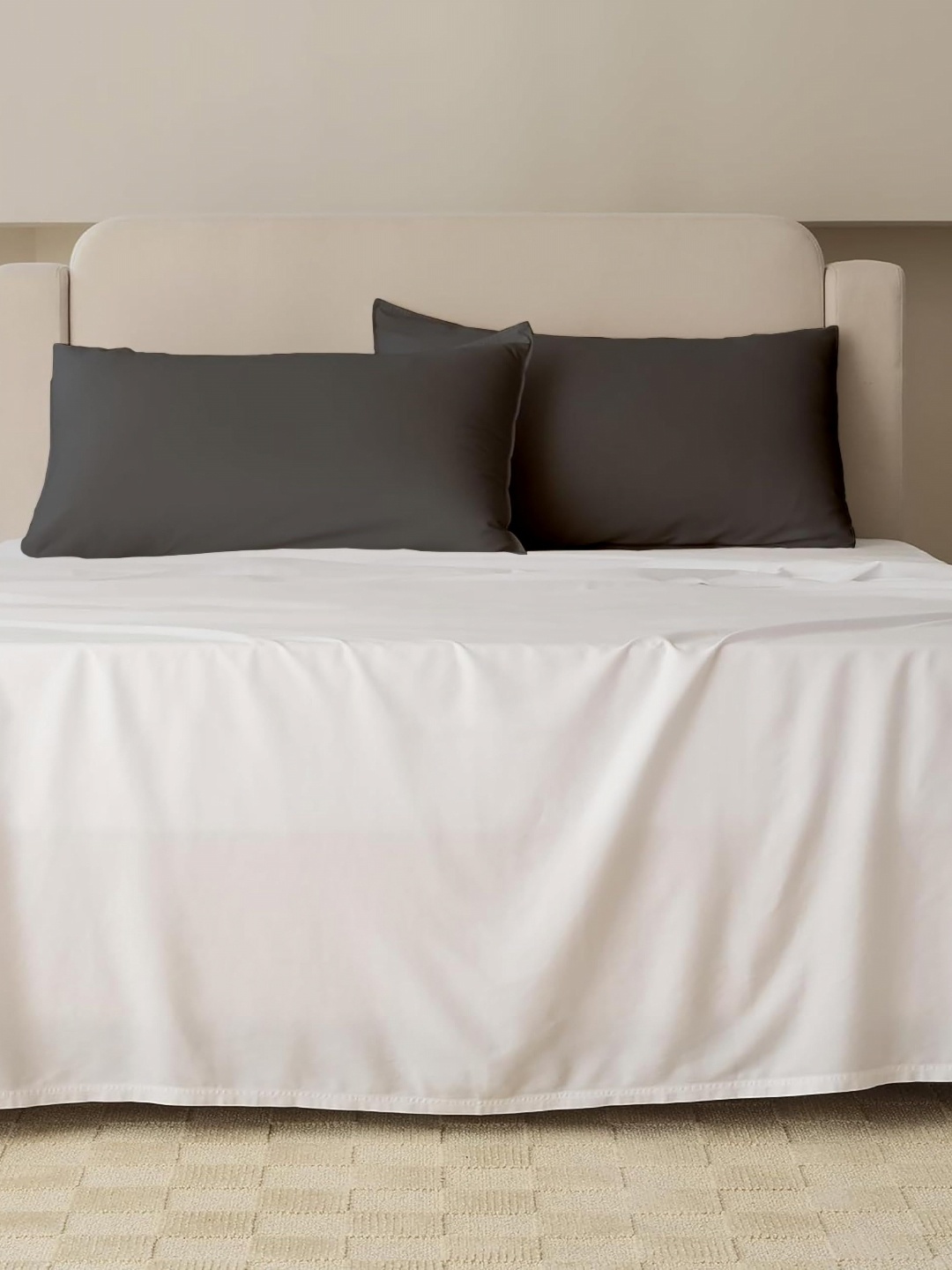

Sleepino Grey 6 Pieces Solid Linen Rectangle Pillow Covers