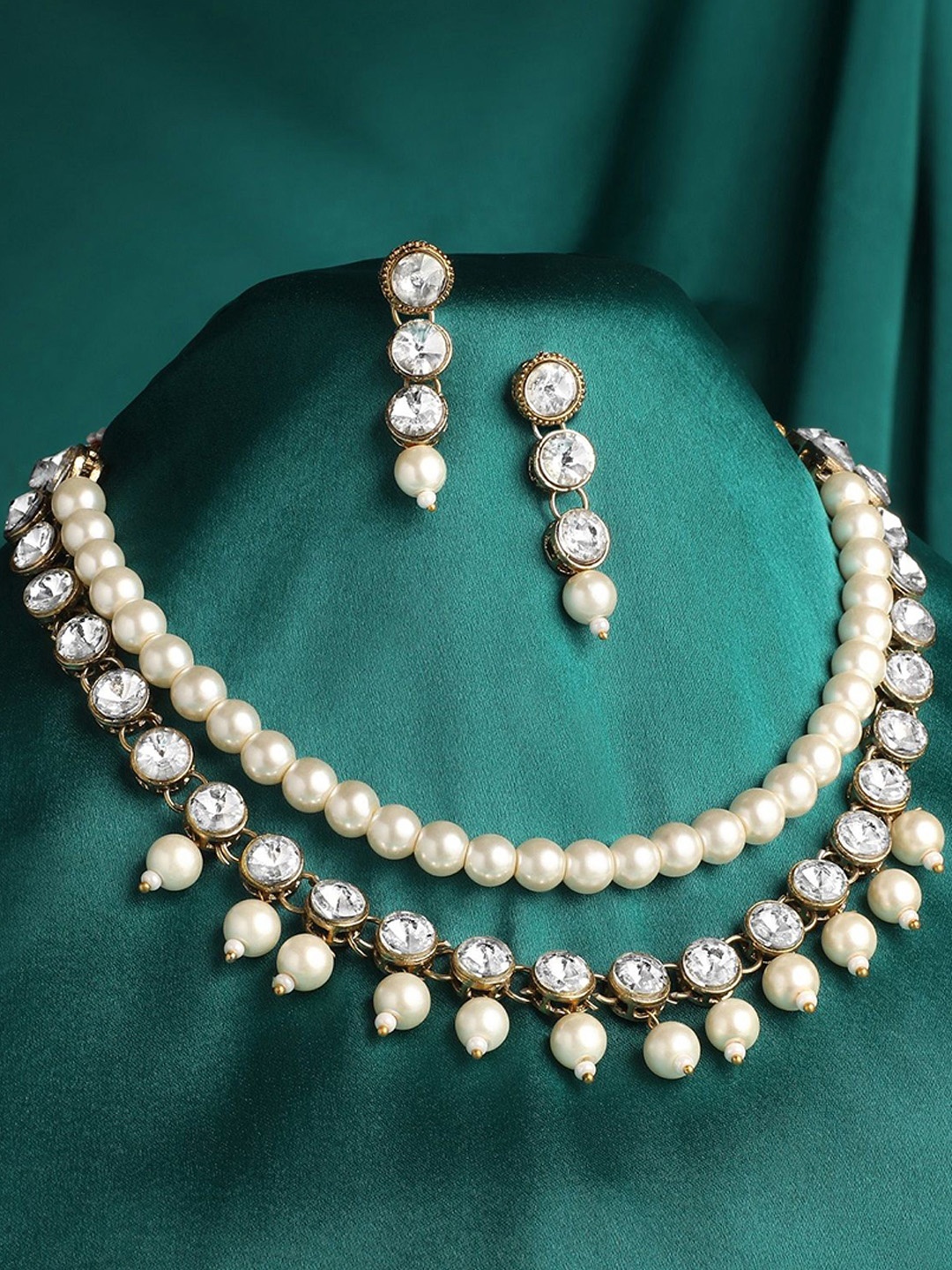 

Stefan Gold-Plated Kundan-Studded & Pearls Beaded Layered Jewellery Set