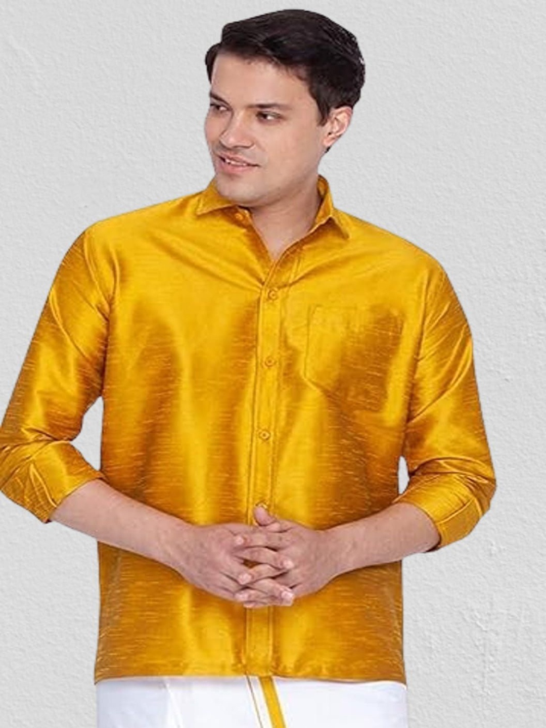 

BANHUSSAIN Men Cutaway Collar Solid Silk Casual Shirt, Yellow