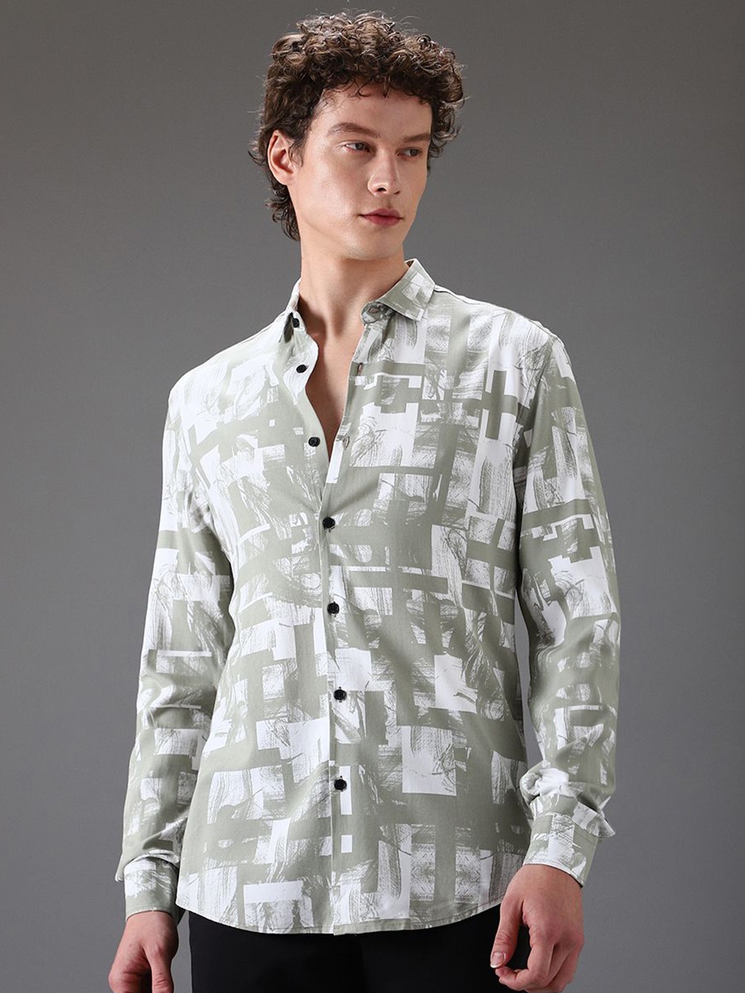 

Banana Club Men Classic Slim Fit Opaque Printed Casual Shirt, Green