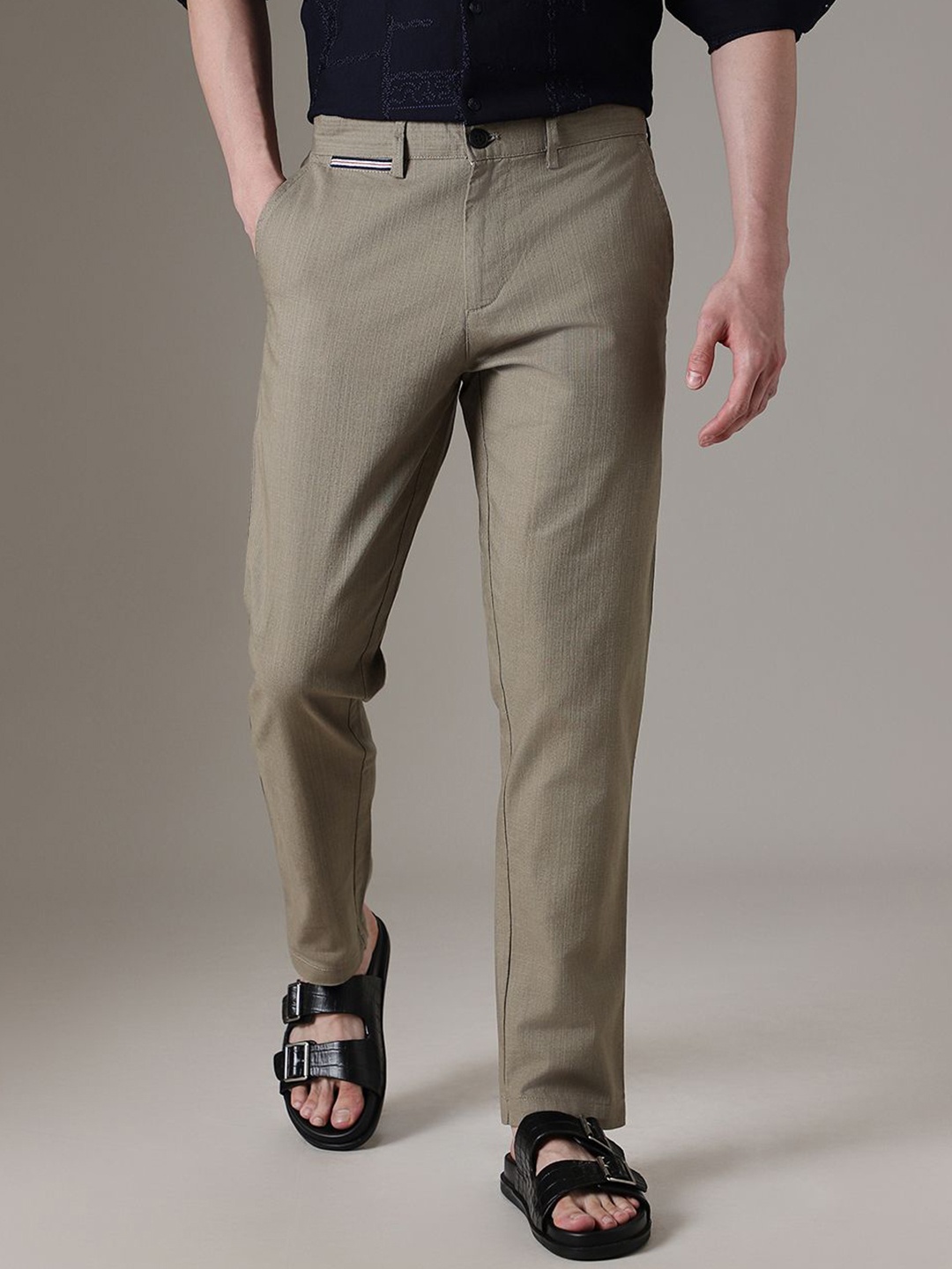 

Banana Club Men Smart Slim Fit Trousers, Olive