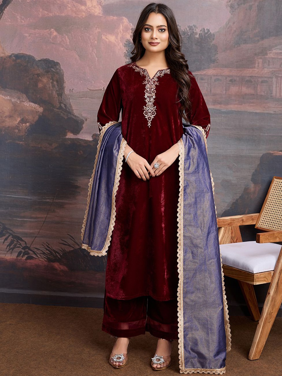 

House of Pataudi Floral Yoke Design Straight Sequinned Velvet Kurta & Trouser With Dupatta, Maroon