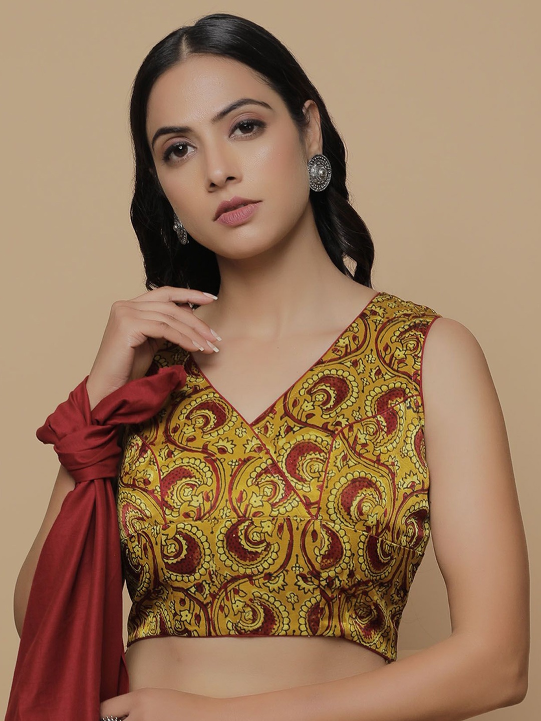 

TJORI V Neck Printed Saree Blouse, Yellow