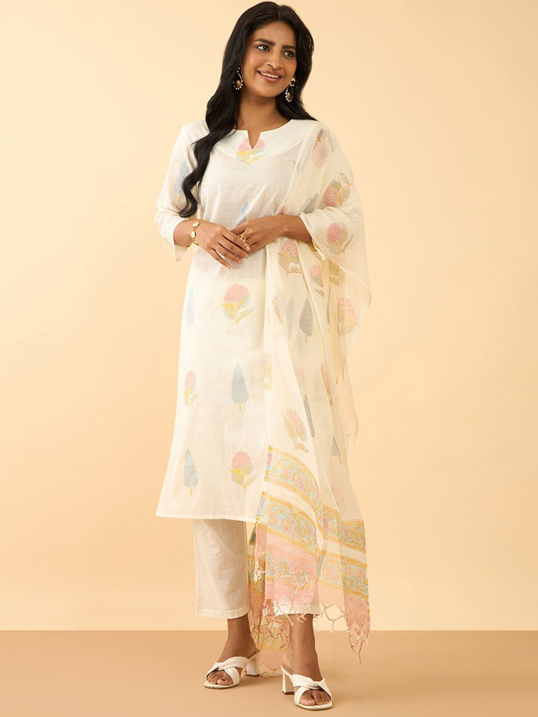 

Taneira Floral Printed Pure Cotton Straight Kurta with Trousers & Dupatta, Off white