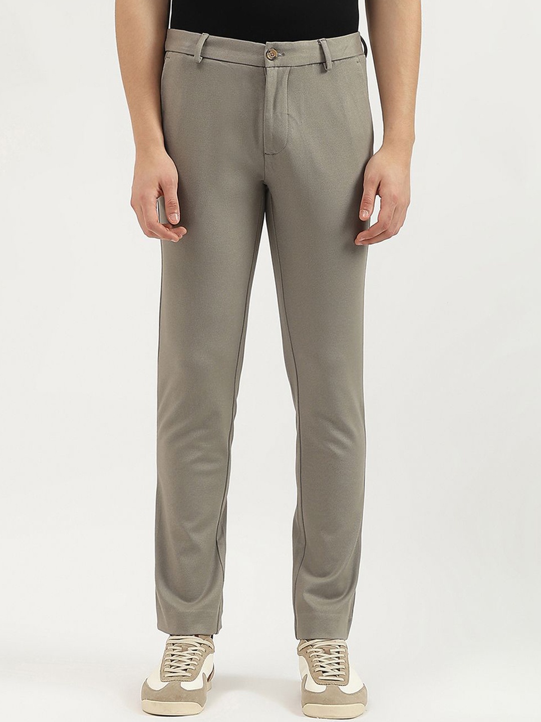 

United Colors of Benetton Men Mid-Rise Slim Fit Regular Trousers, Grey