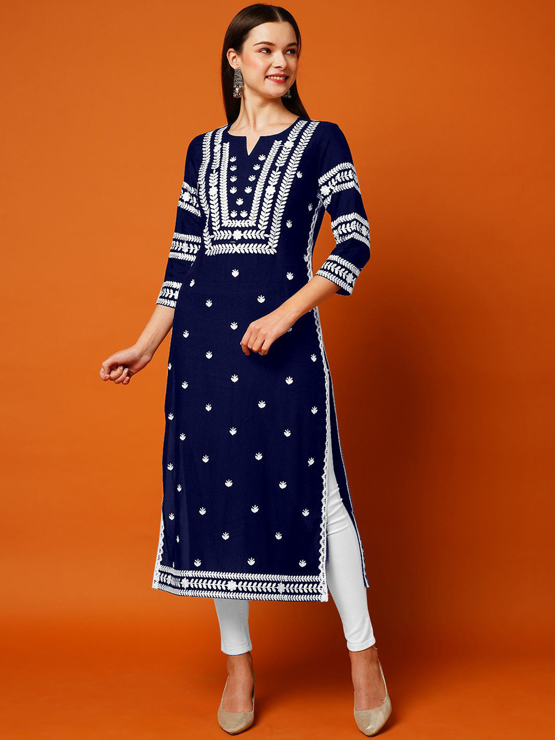 

zeenat libas Floral Embroidered Thread Work Notched Round Neck Straight Kurta, Navy blue