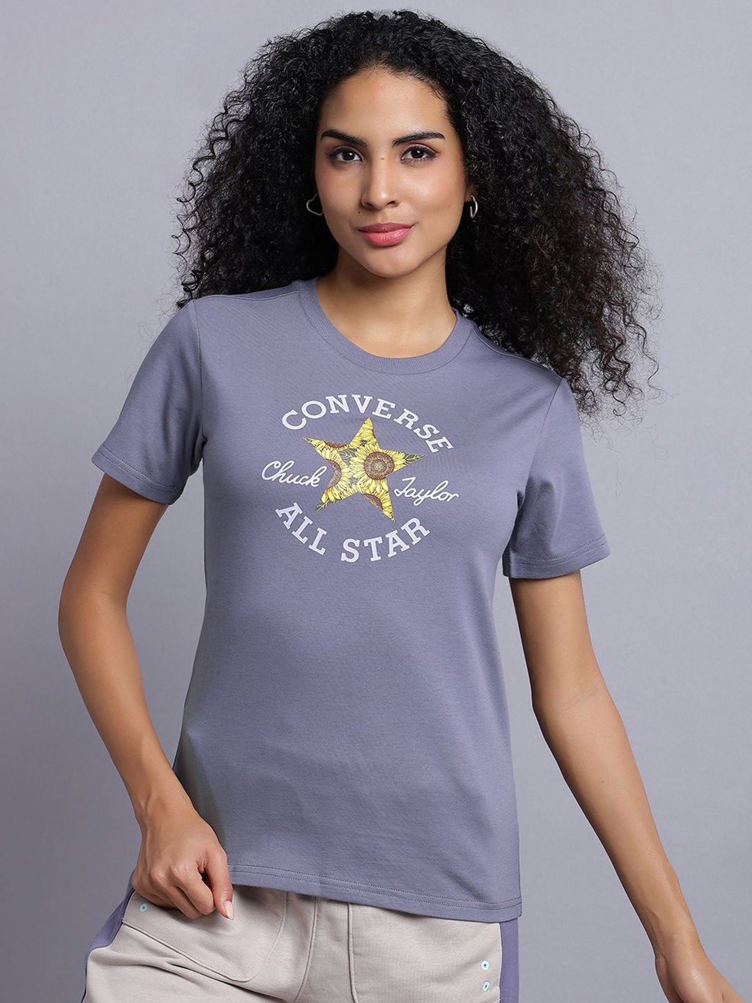 

Converse Women Floral Chuck Taylor Patch Slim T-Shirt, Purple