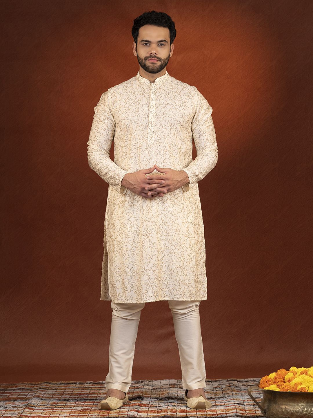 

TheEthnic.Co Floral Embroidered Sequinned Pure Cotton Straight Kurta with Pyjamas, Cream