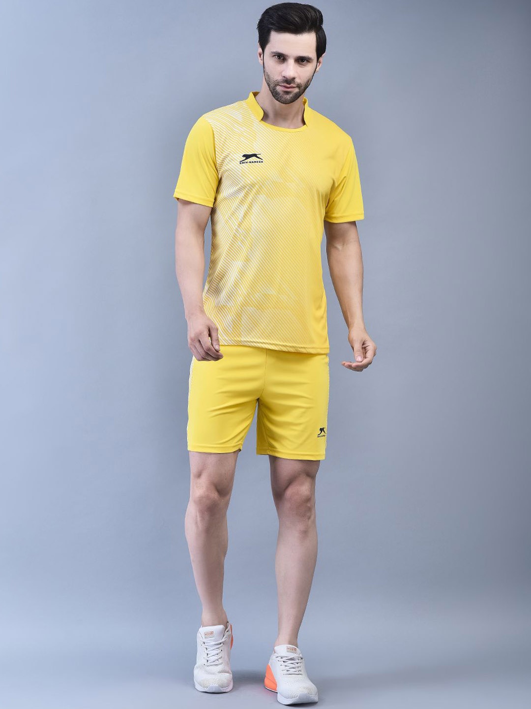 

Shiv Naresh Men Football Set T-Shirt & Short, Yellow