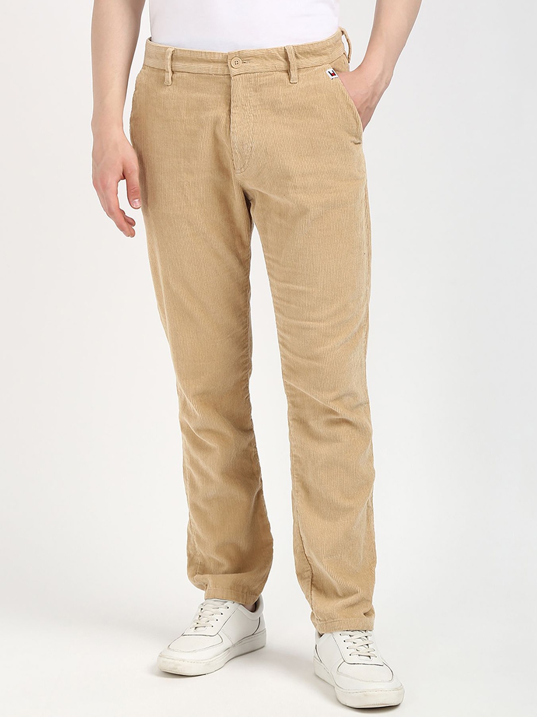 

Tommy Hilfiger Men Cotton Chinos Trousers, Beige