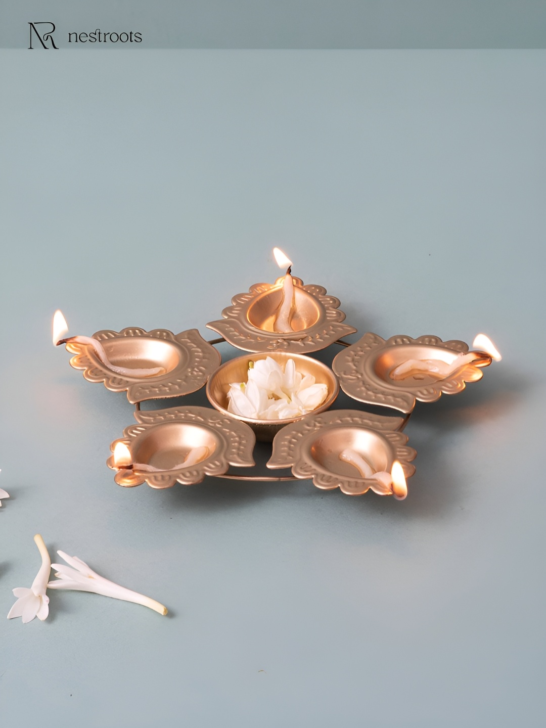 

nestroots Golden Toned Textured Urli With 5 Diyas, Gold