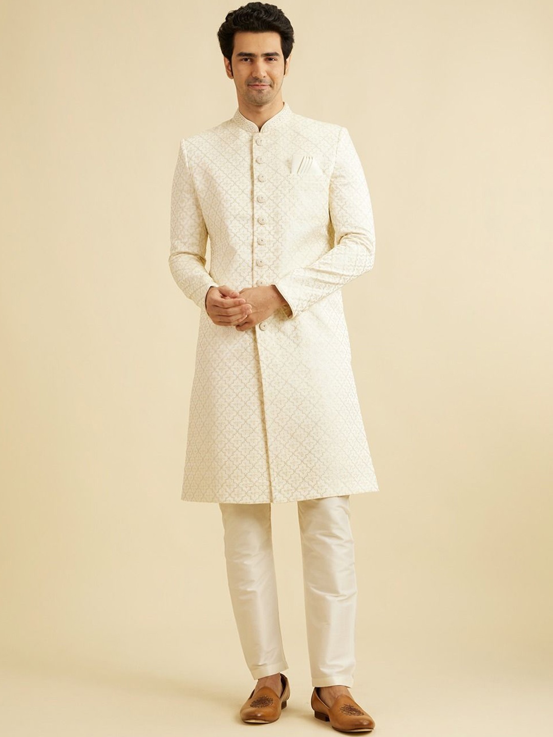 

Manyavar Men Embroidered Sherwani Set, Cream