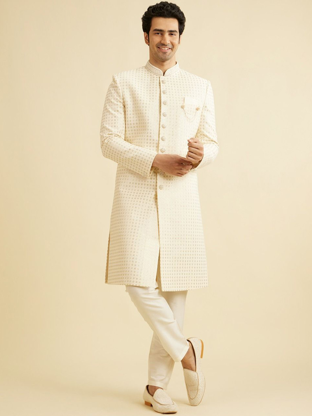 

Manyavar Men Embroidered Sherwani Set, Cream