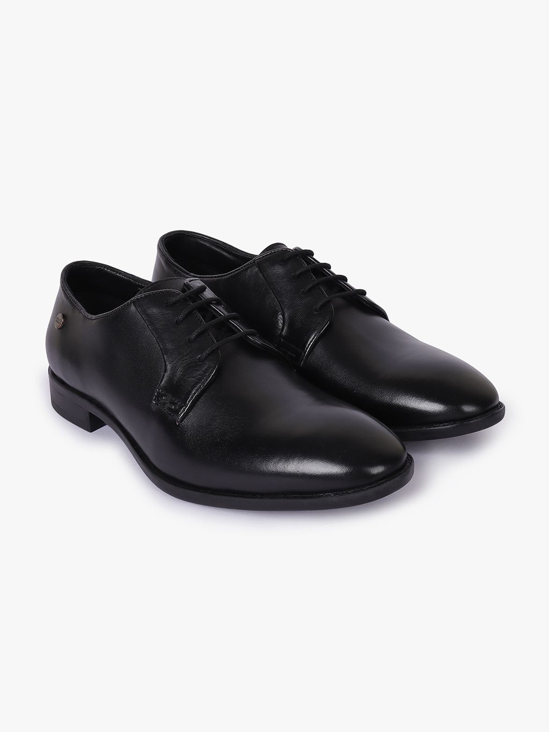 

Carlton London Men Leather Formal Derbys, Black