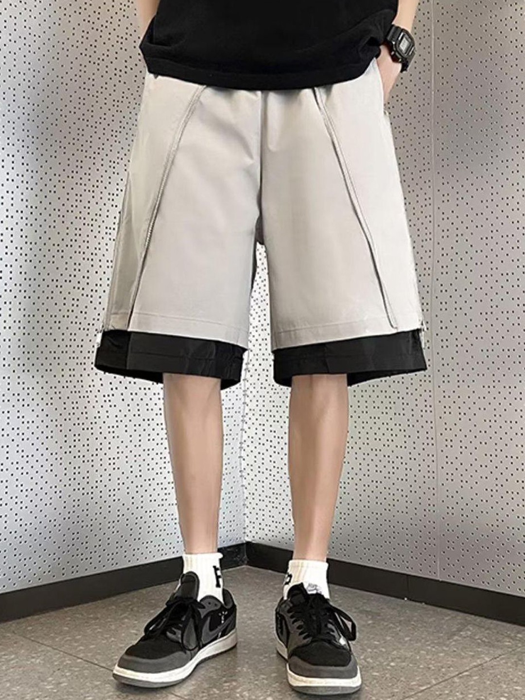 

StyleCast x Revolte Men Shorts, Grey