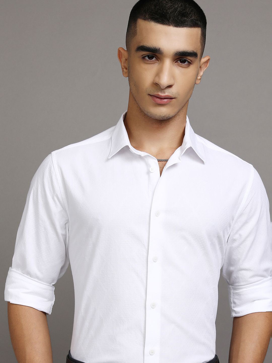 

Highlander Men Jacquard Textured Solid Day Occasion Slim FIt Casual Shirt, Beige