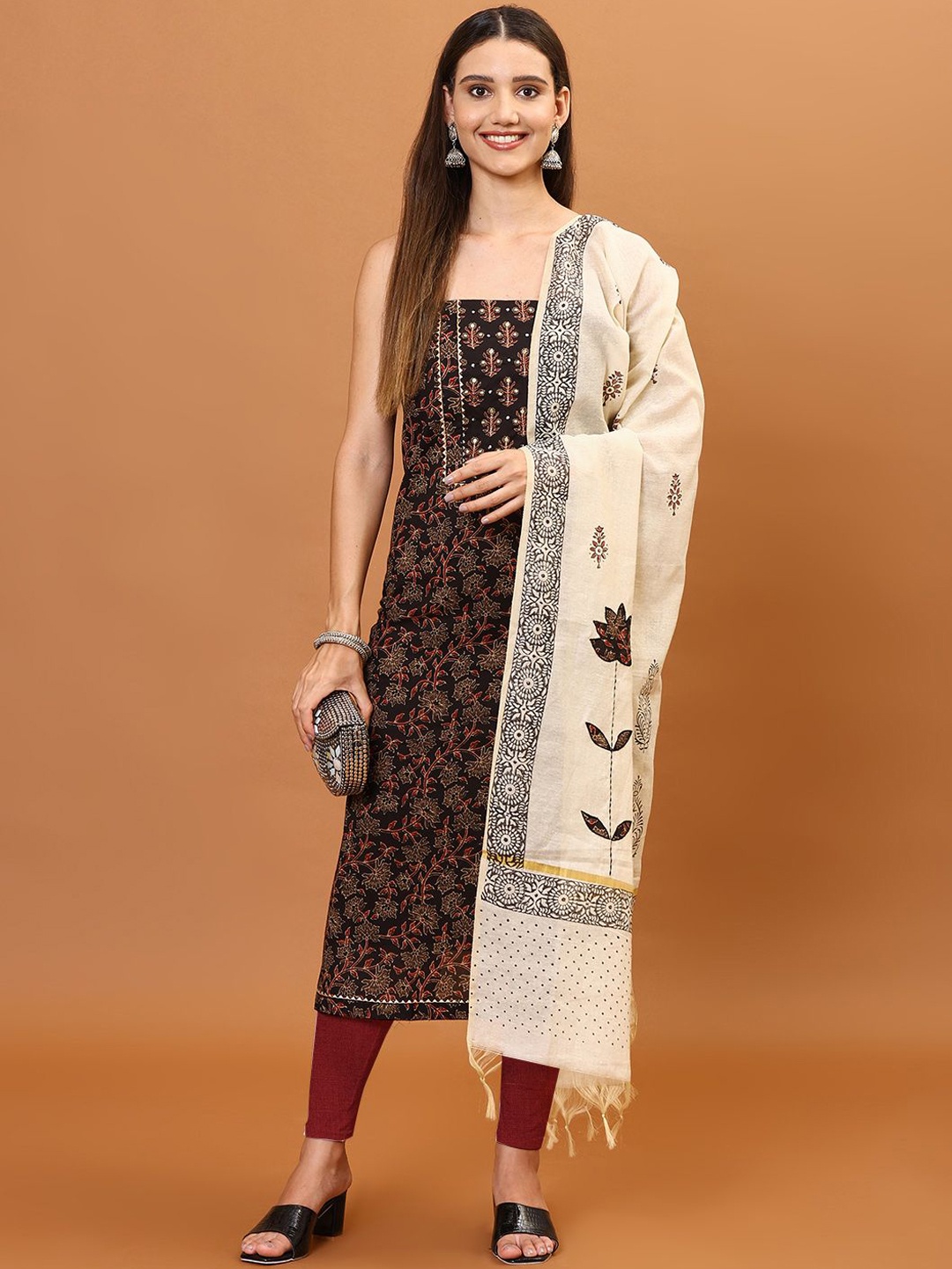 

Meena Bazaar Floral Printed Unstitched Dress Material, Black