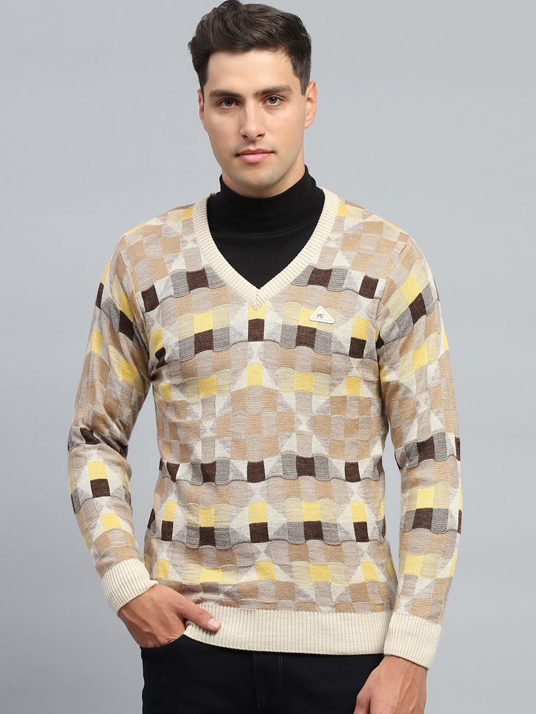 

Monte Carlo Men Checked Woollen Pullover, Beige