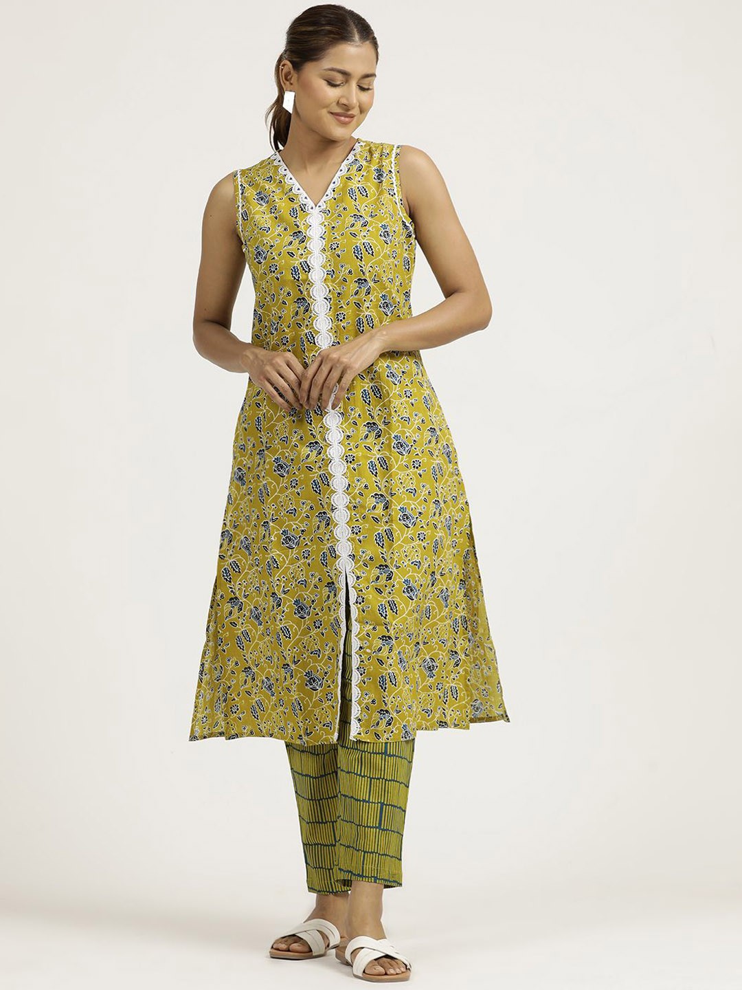 

Jaipur Kurti Cotton Office Co-ord Set, Mustard