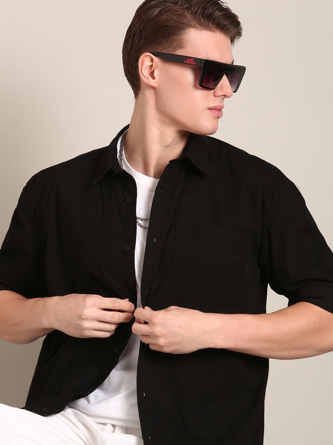 

The Roadster Lifestyle Co. Men Relaxed Solid Cotton Relaxed Fit Casual Shirt, Black