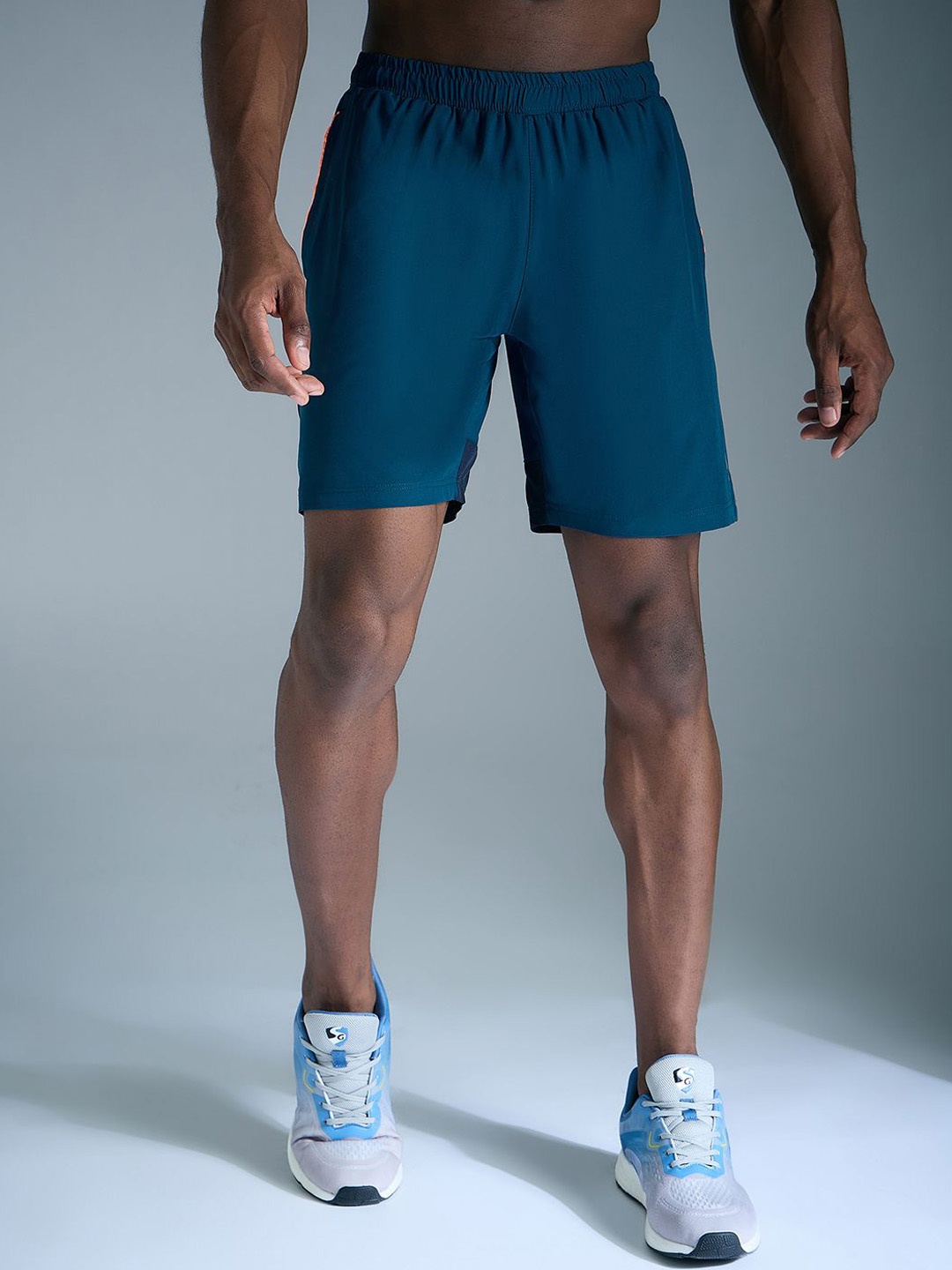 

SG Men Printed Sports Shorts, Teal