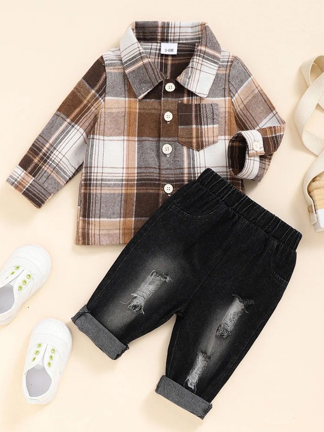 

TrendyKid Boys Checked Shirt With Jeans, Brown