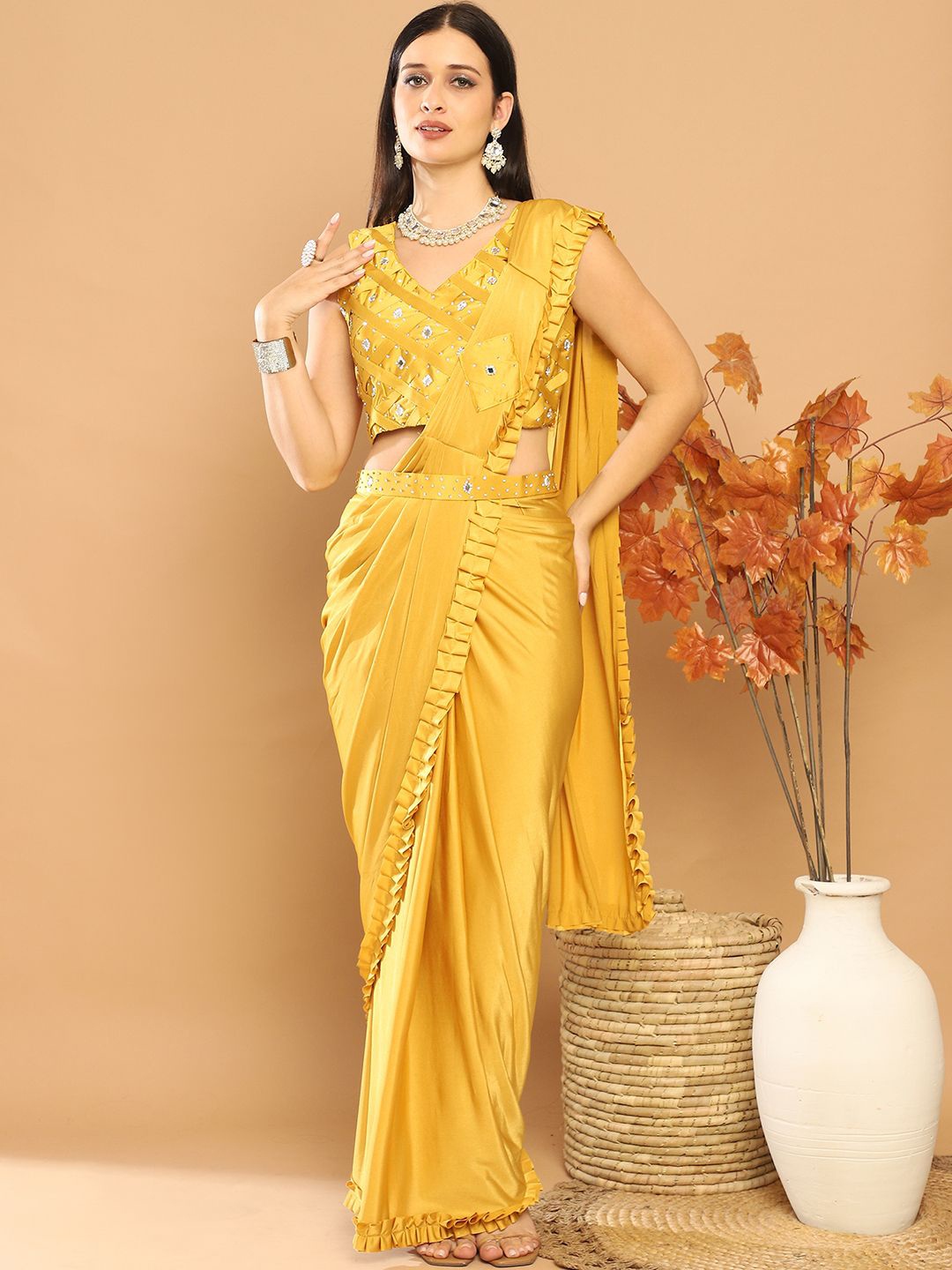 

Grancy Women Ready to Wear Solid Leheriya Saree, Yellow