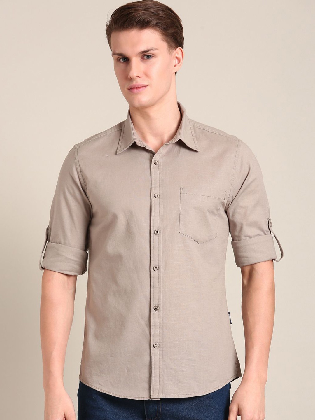 

The Roadster Lifestyle Co. Men Standard Spread Collar Solid Cotton Casual Shirt, Grey