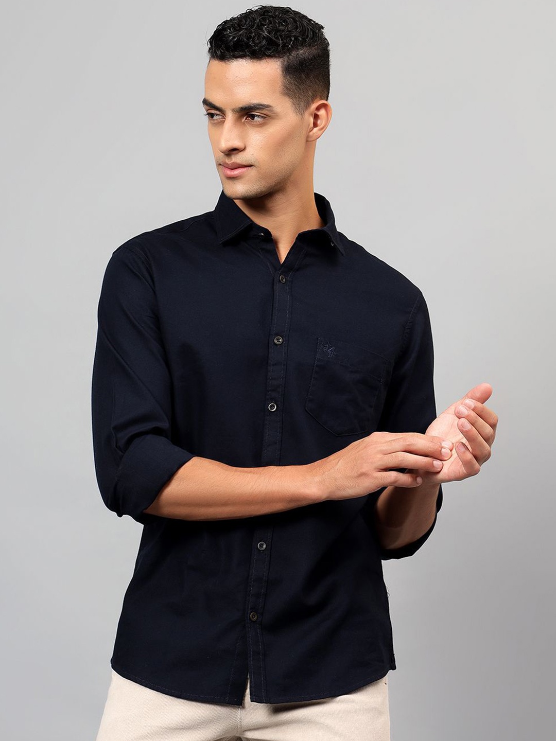 

Cantabil Men Spread Collar Solid Cotton Casual Shirt, Navy blue