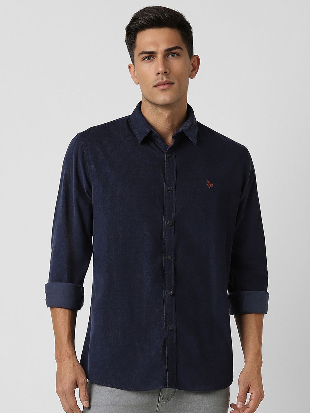 

Van Heusen Sport Men Slim Fit Opaque Casual Shirt, Navy blue