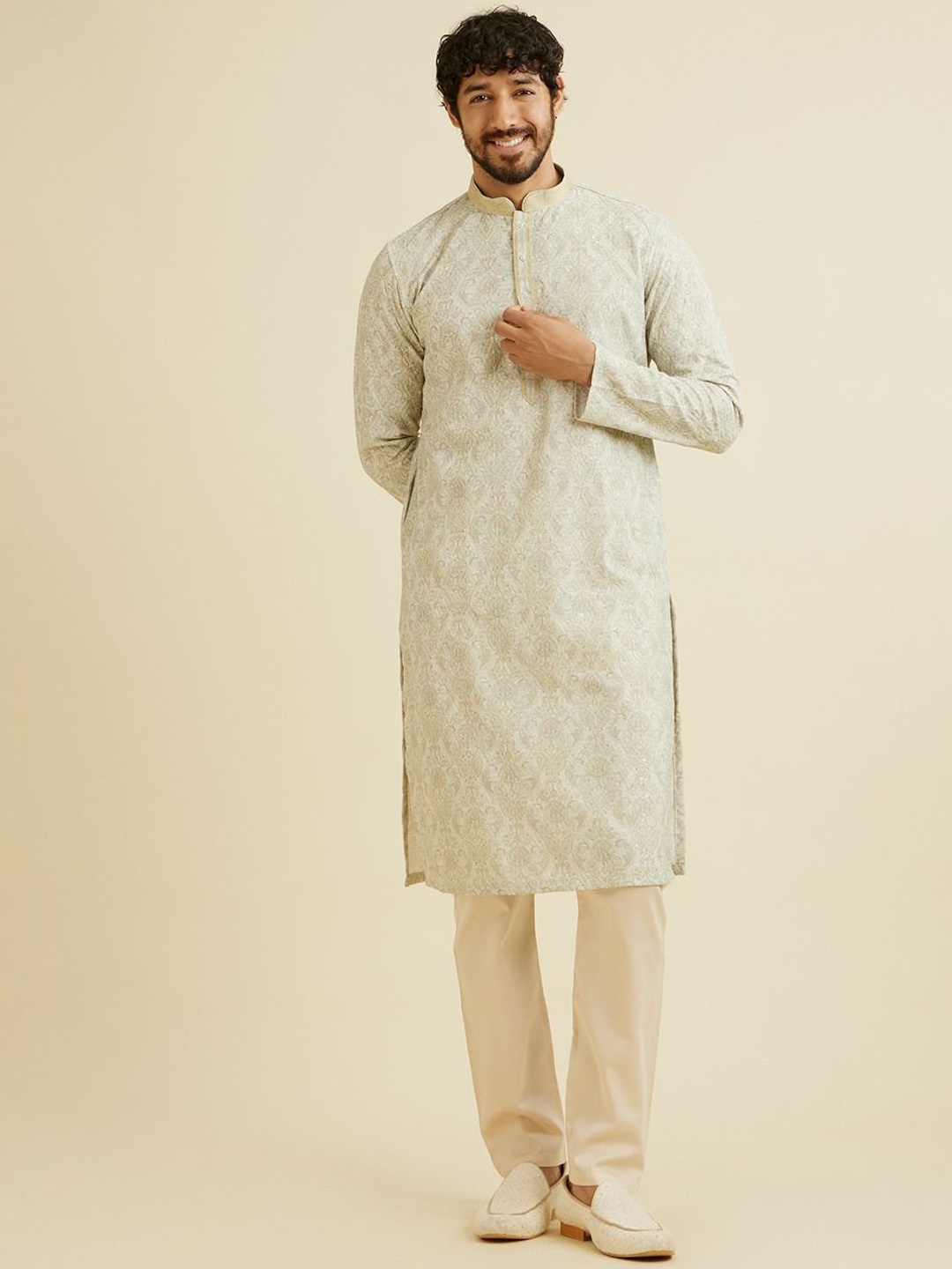

Manyavar Floral Embroidered Straight Chikankari Kurta with Pyjamas, Green