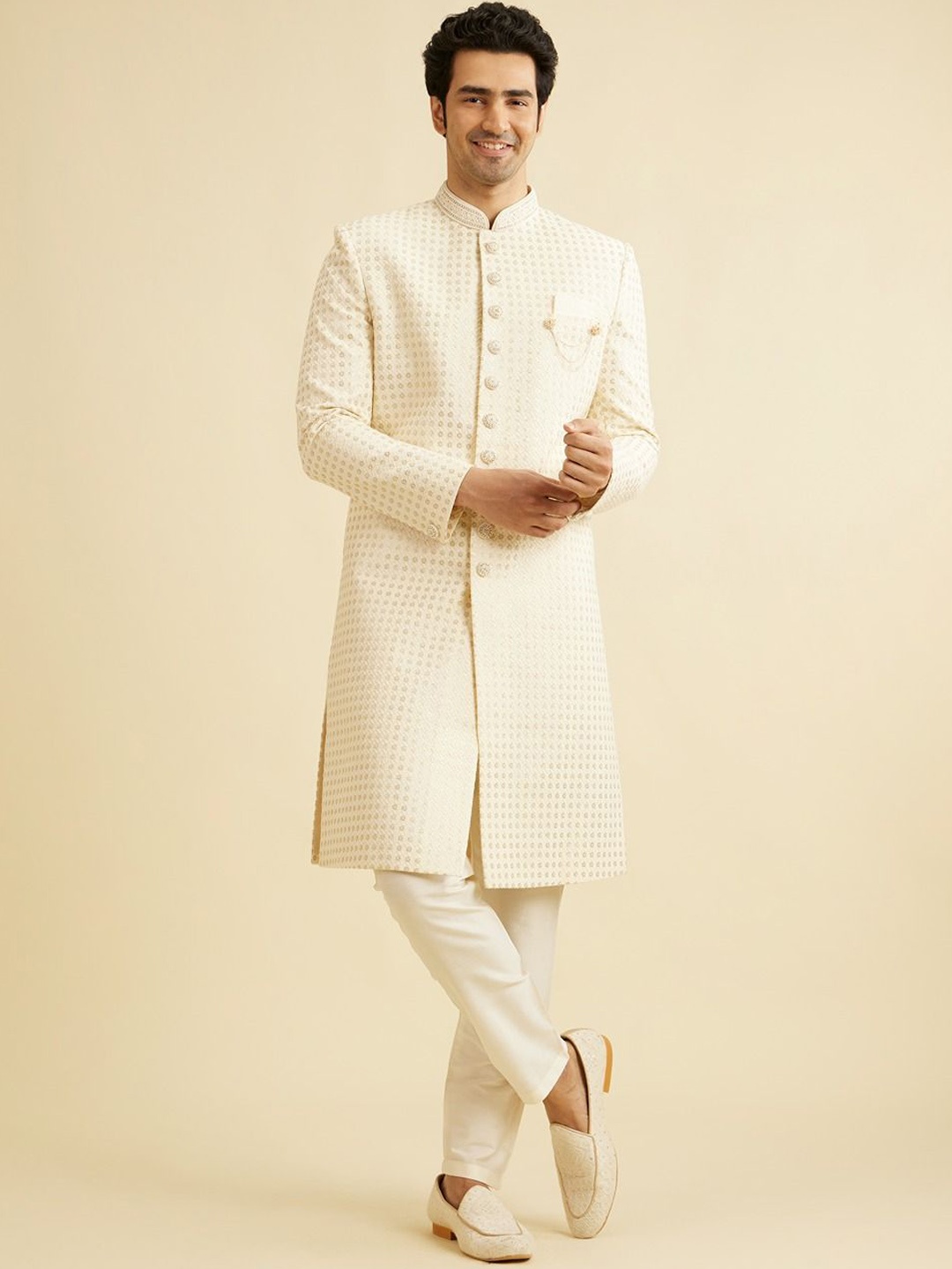 

Manyavar Embroidered Long Sleeves Sherwani Set, Cream